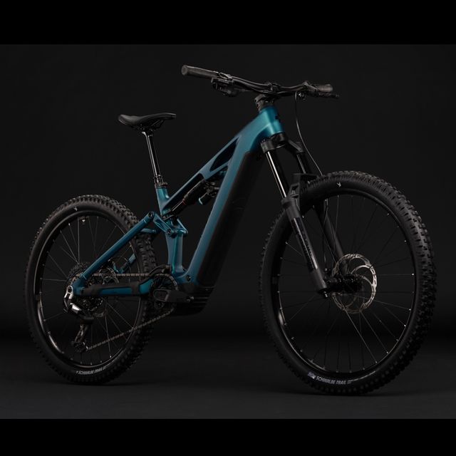 CUBE Stereo Hybrid ONE77 HPC Race 800 2027 sähköpyörä